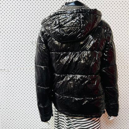 AJE ATHLETICA / glossy black puffer jacket / 04 (3890563841252616483)