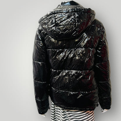 AJE ATHLETICA / glossy black puffer jacket / 04 (3890564034367063865)