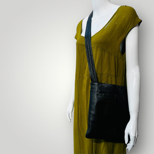 black / leather cross body bag (3890671523397097174)