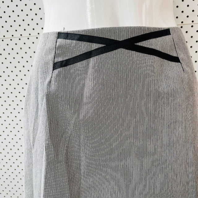 MADCAT / screen printed skirt / made in nz / s (3891167741060226354)