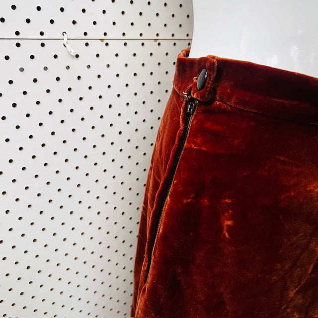 1970s german vintage / brown velvet a line skirt / s (3891167770928382896)