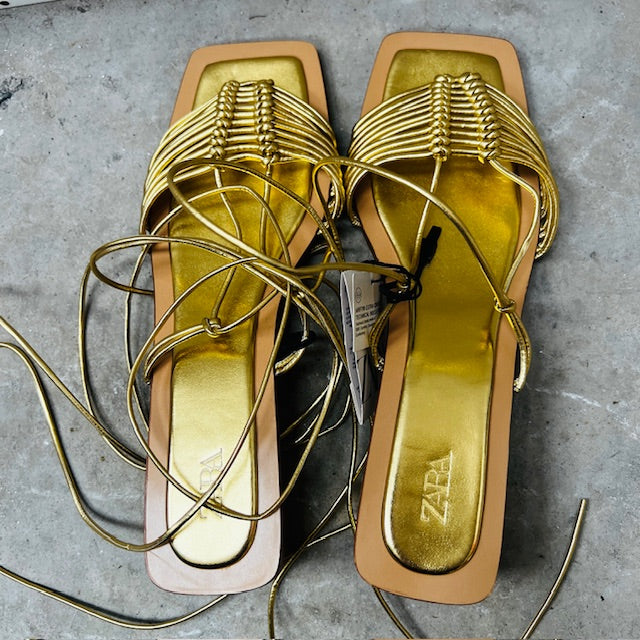 ZARA / gold sandals / 42 / new (3891322224350427297)