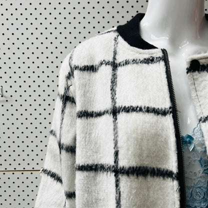 MORRISON / white jacket with black grid / s (3891673525417872213)