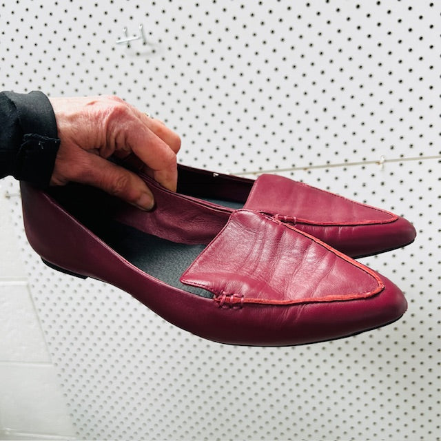 WITTNER / leather loafers / 38 (3892559109279520096)