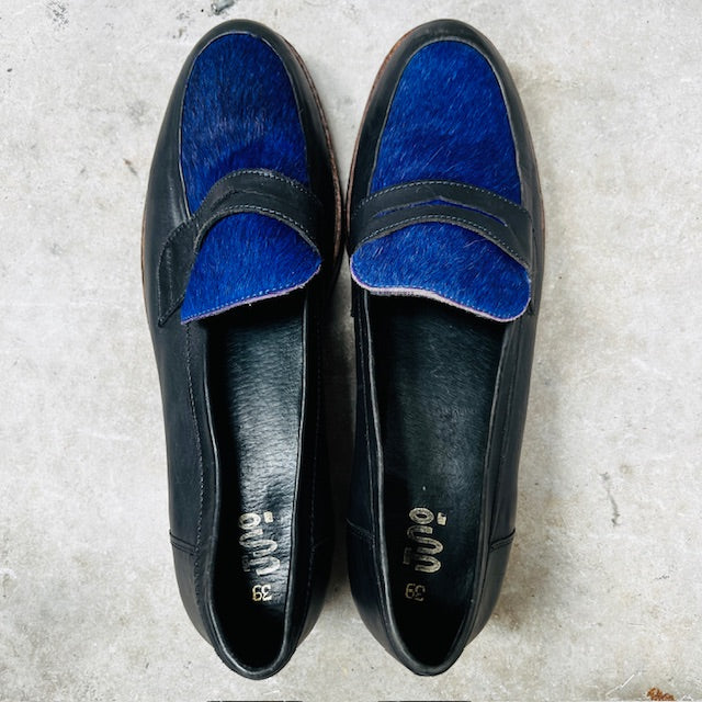 JUNO / loafers with blue horsehair / 39 (3892559274812147233)