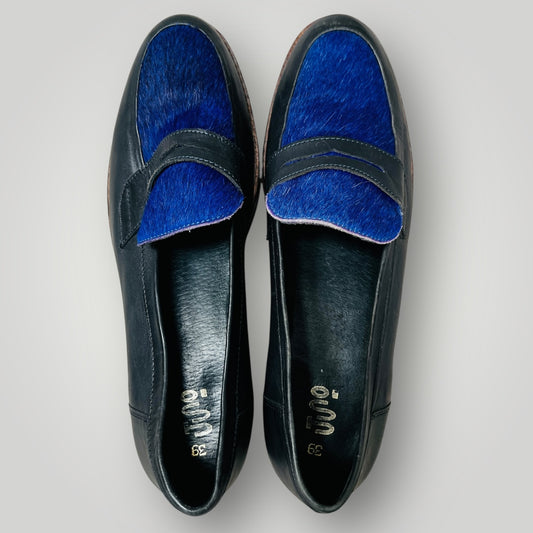 JUNO / loafers with blue horsehair / 39 (3892559799279705764)