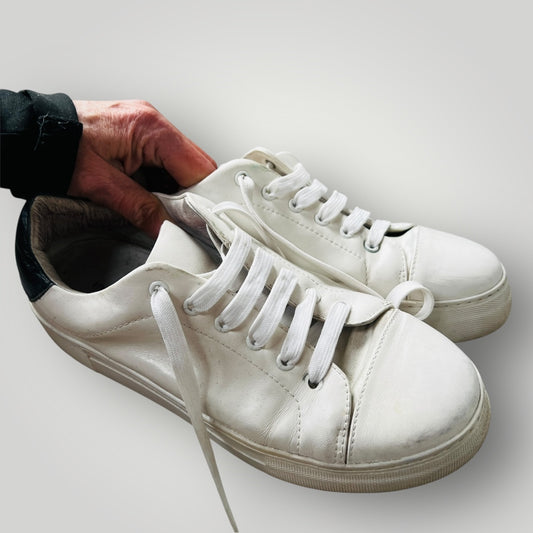 MOOCHI / leather trainers / 38 (3892559862606991066)