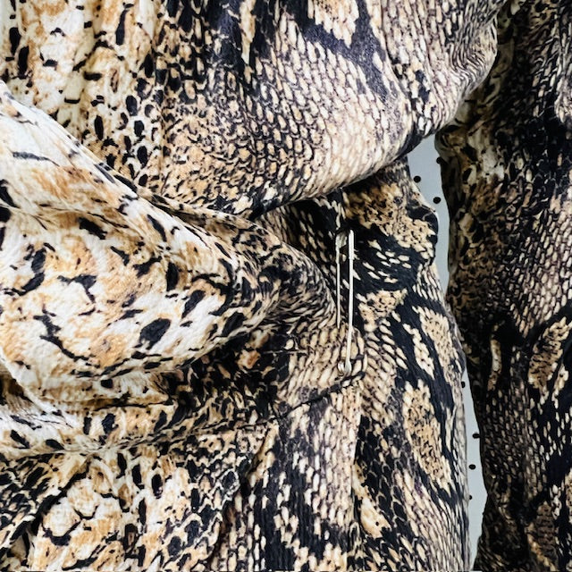 ZARA / animal print wrap dress / m (3893493187983701525)