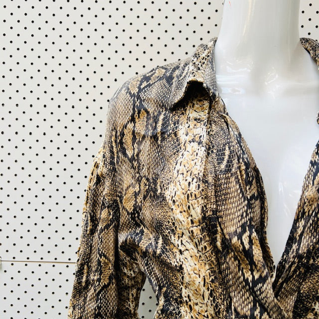 ZARA / animal print wrap dress / m (3893493189854238761)