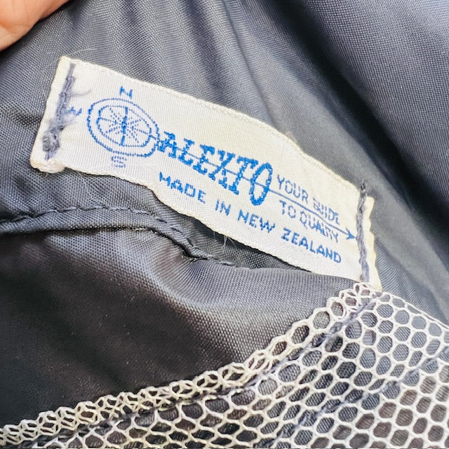 1960s nz vintage / ALEXTO / waxed cotton anorak / made in nz / s/m (3893654538105612514)