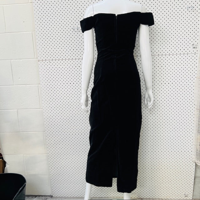 1980s vintage / PAGO / black velvet cold shoulder dress / s (3893694556691219811)