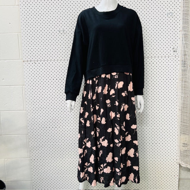 KNEWE / miller dress / 10 (3893694661146294585)