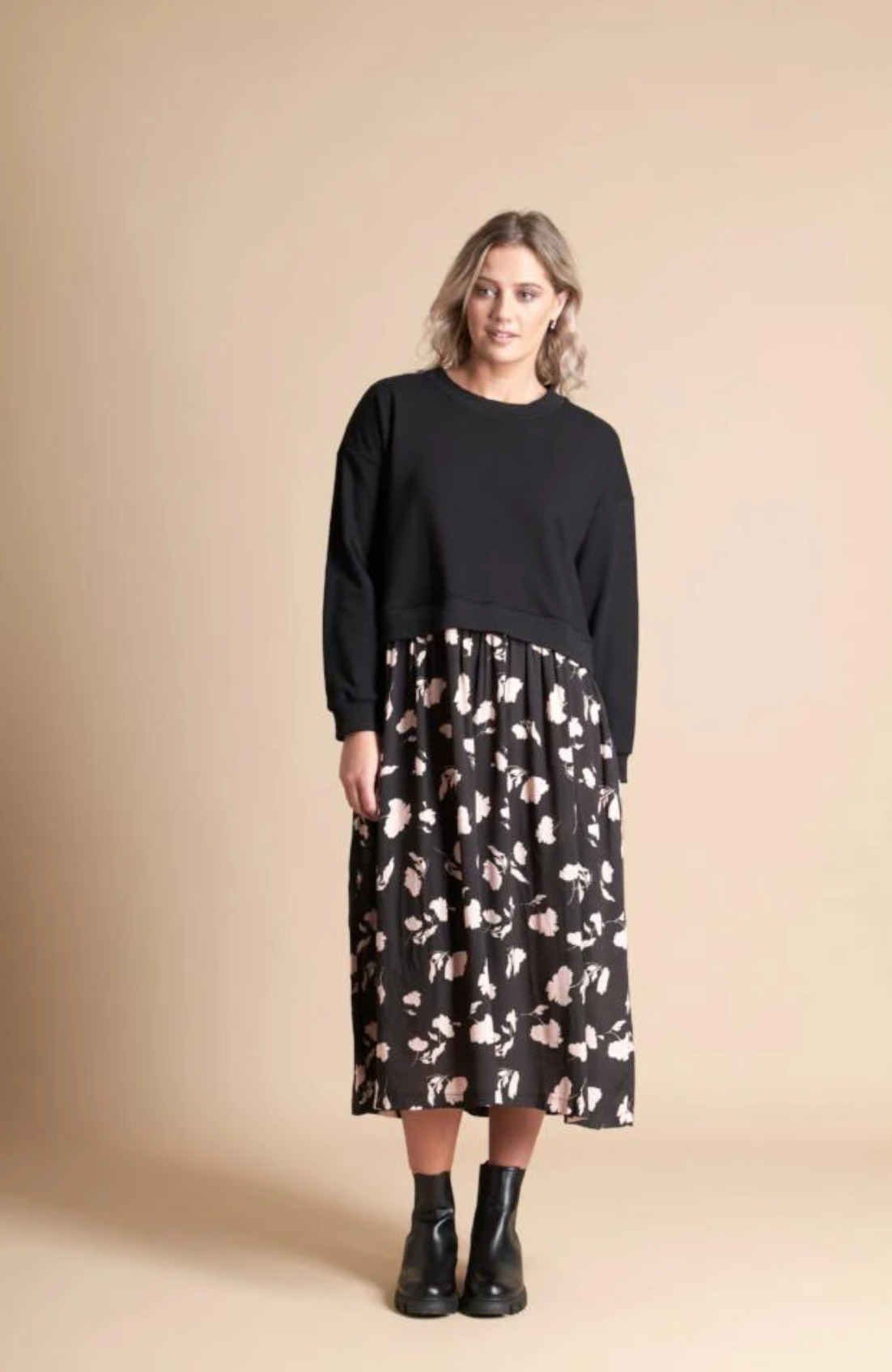 KNEWE / miller dress / 10 (3893765969714702433)