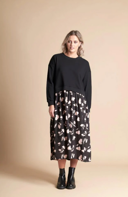 KNEWE / miller dress / 10 (3893765969714702433)