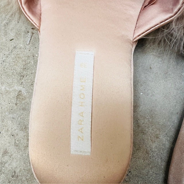 ZARA HOME / faux fur fluffy slippers / 39 (3894108147412936913)