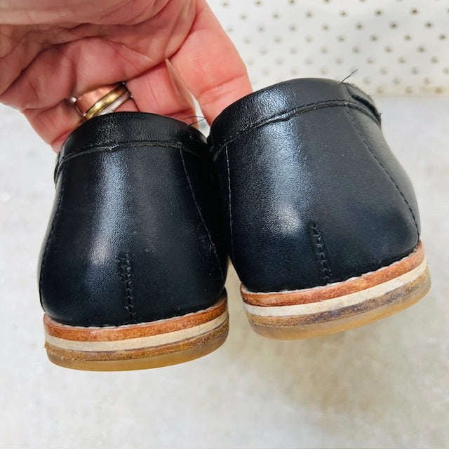WITTNER / dark blue leather loafers / 39 (3894108177544060463)