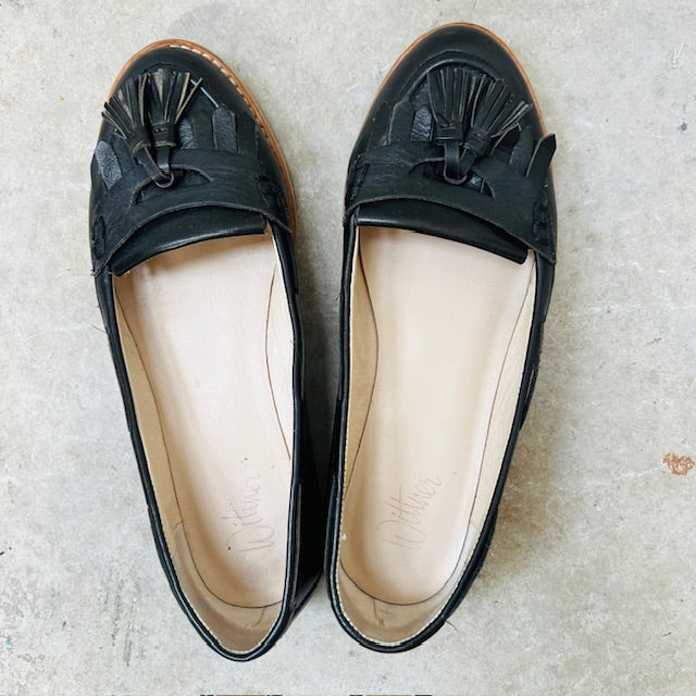 WITTNER / dark blue leather loafers / 39 (3894108187107087789)