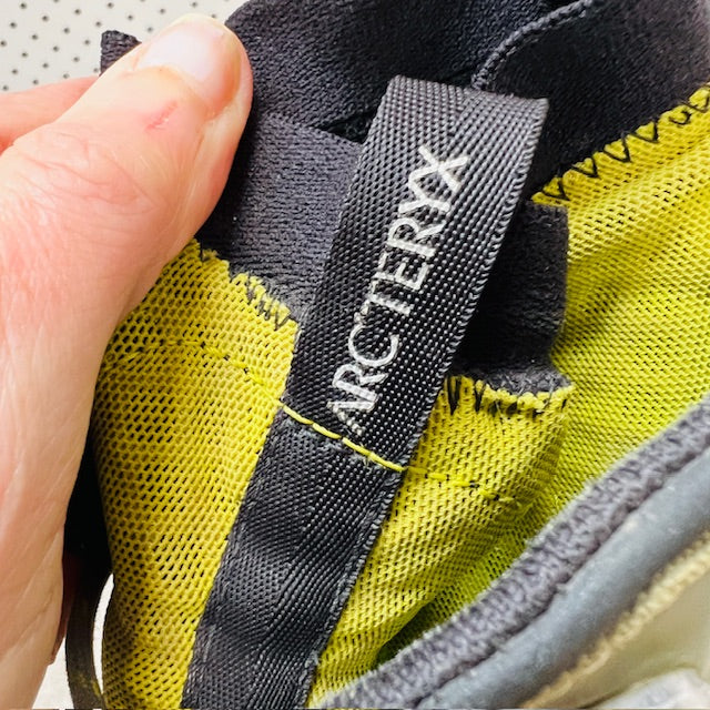 Arc'teryx Bora2 Mid GTX tramping boots / approx 41 (3894108241857265559)
