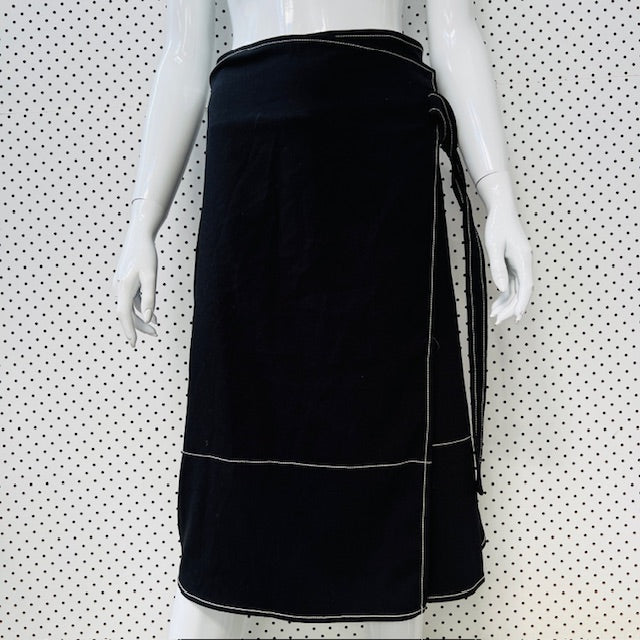 CITY CHIC /  a line skirt with white stitching / 16 (3894108280302083740)