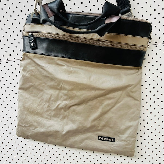 2000s vintage /  DIESEL / cross body messenger bag (3894431858963081658)