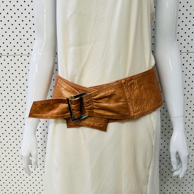 1990s nz vintage / CAROLINE MOORE / leather belt / made in nz / m (3894552809372990984)
