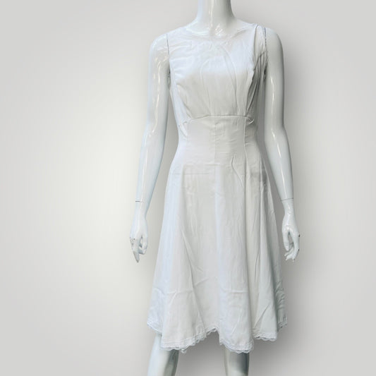 1960s vintage lingerie / white slip / s (3894553031026804770)