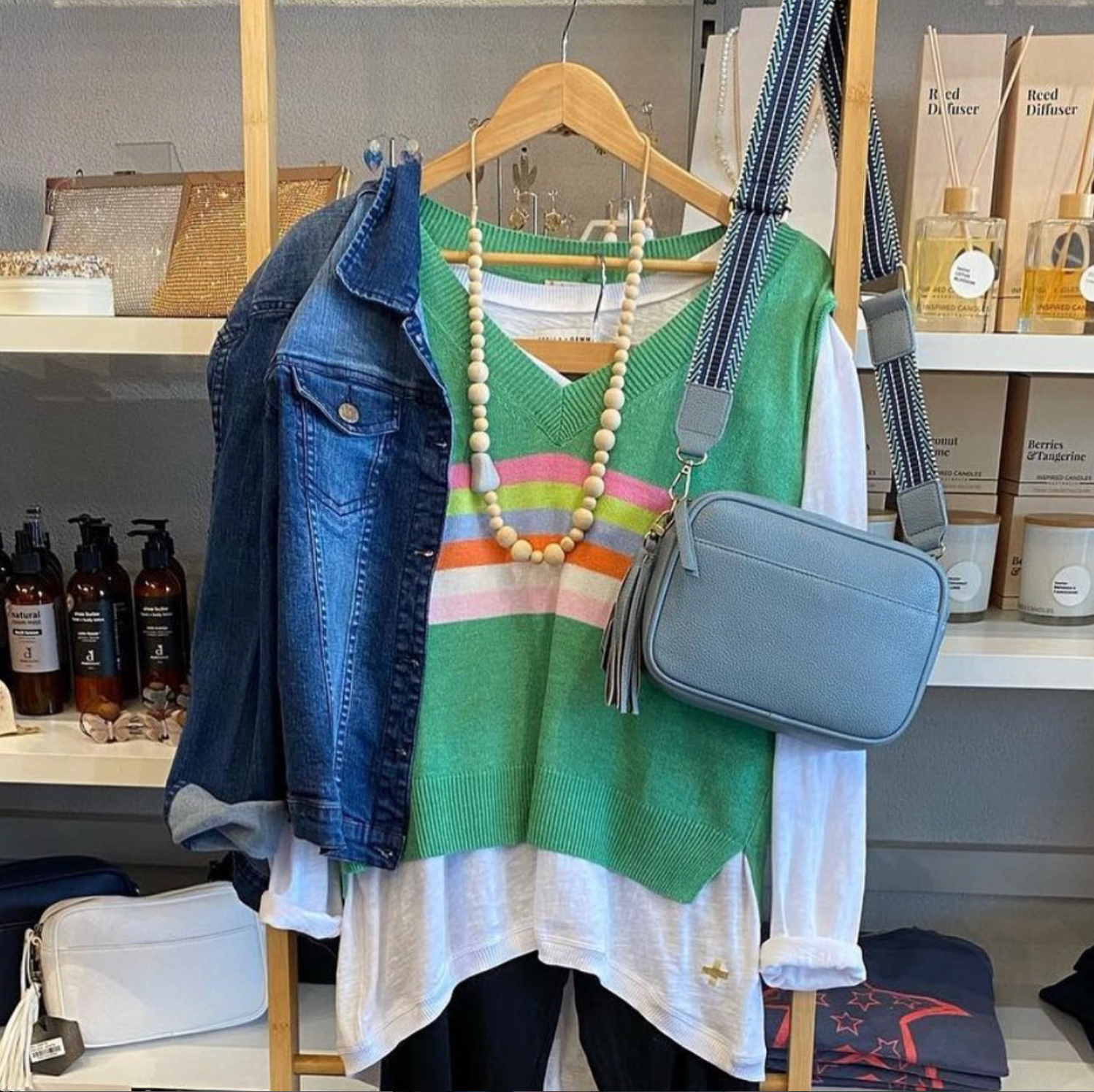 LD+CO melbourne / striped vest / s (3894703501344825944)