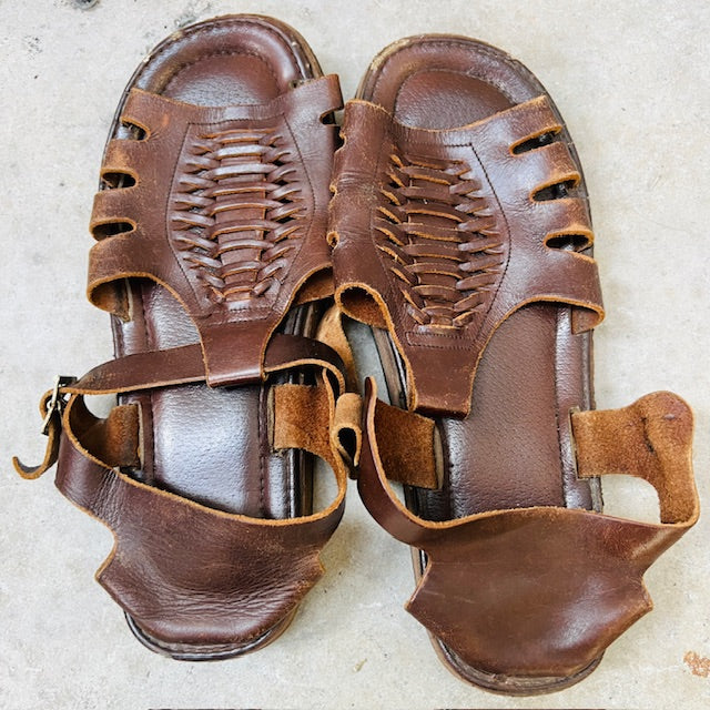 1970s vintage / brown leather sandals / size tbc (3894777279707443506)