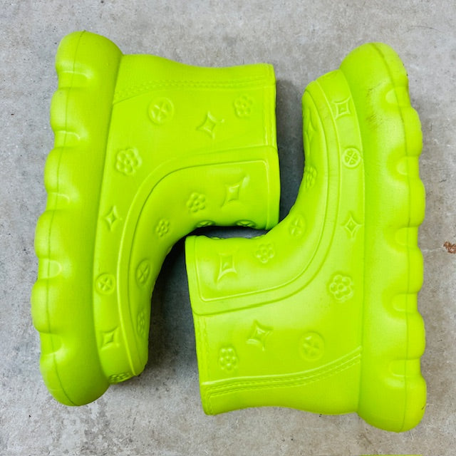 croc - like boots with LV patterning / 38/39 (3894777328431681931)