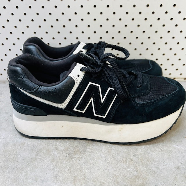 NEW BALANCE / 574+ trainers / 41.5 (3894777412283435170)