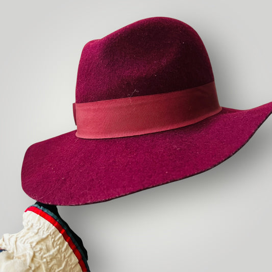 morgan + taylor / wool hat (3895305383361398538)