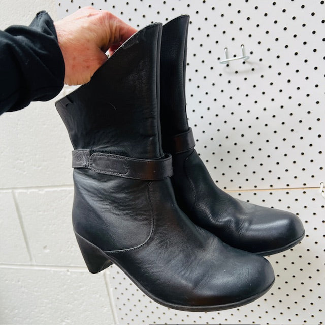 CAMPER / leather ankle boots / 39 / made in portugal (3895307855567489072)