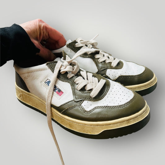 AUTRY / medallist sneakers / 39 / made in italy (3895308142852032907)