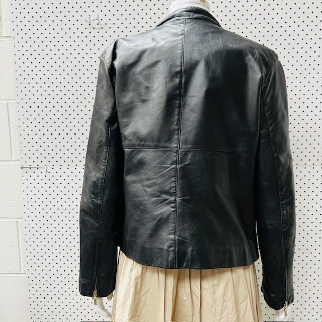 MAX / black leather jacket / 10 (3895653250390760659)