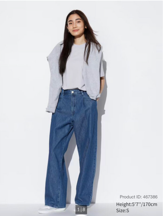 UNIQLO / drapey denim pleated pants in light wash / XL / as new (3896521850354886693)
