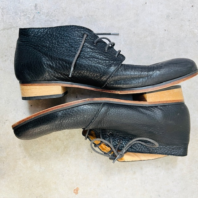 MINNIE COOPER / black leather lace up ankle boots / 42 (3897133061610816813)