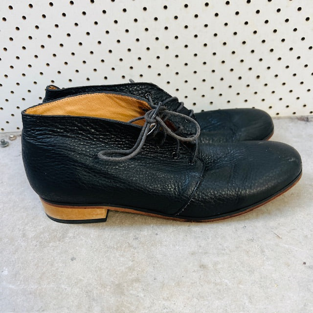 MINNIE COOPER / black leather lace up ankle boots / 42 (3897133064687205252)