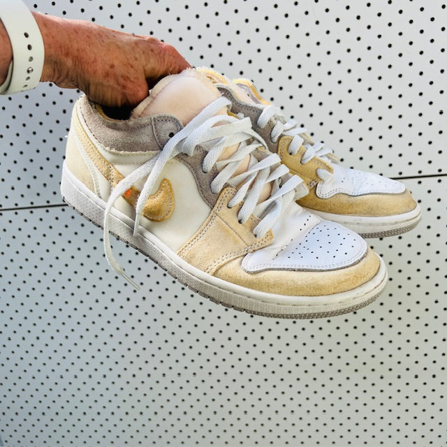 Nike / Air Jordan 1 Low / SE Craft Inside Out Tech Grey / 44.5 (3897133079790880231)