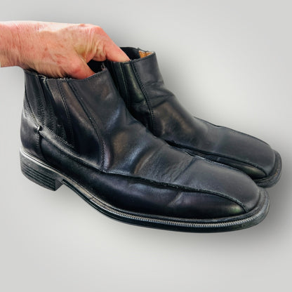 AQUILA / square toed leather pull on ankle boots / 41 (3897133336088640154)