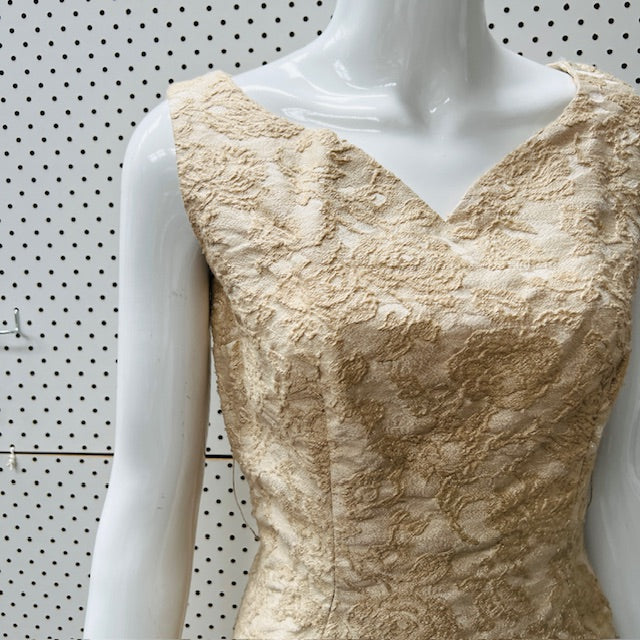 1960s vintage / WINTON / gold brocade dress / s (3897210671667731033)