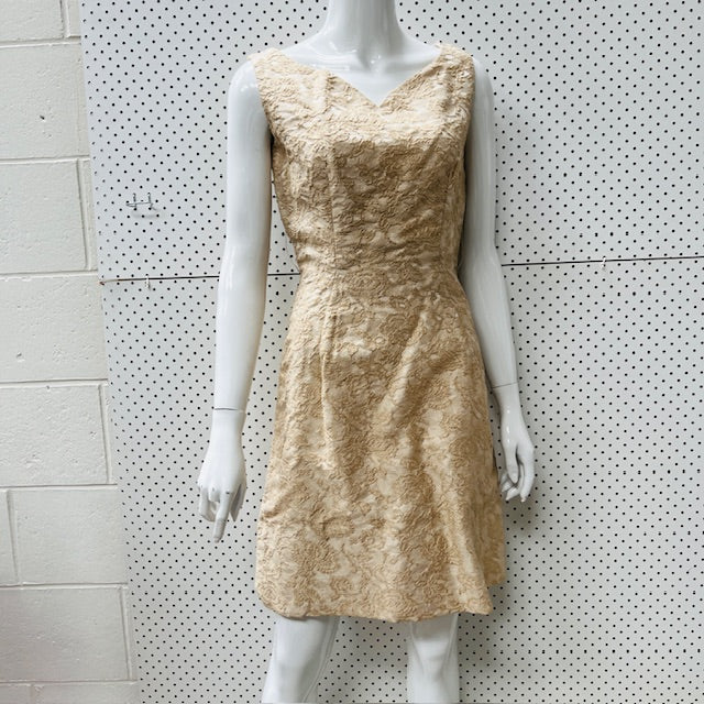 1960s vintage / WINTON / gold brocade dress / s (3897210675599275748)