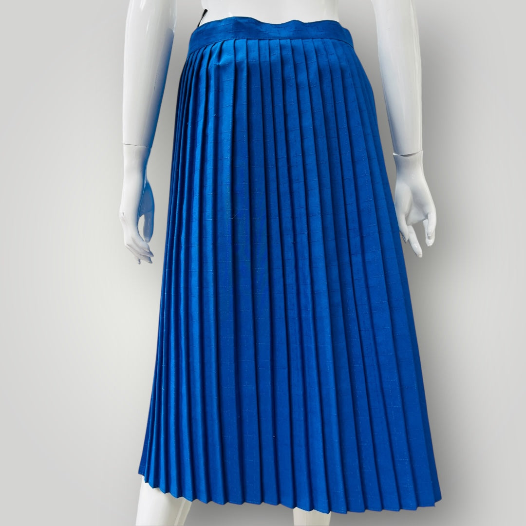1970s vintage / electric blue permanent pleat midi skirt with embroidery / L (3897210899833989477)