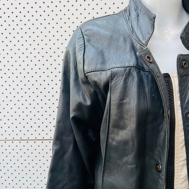 1980s vintage / black leather jacket / s (3897719670375553052)
