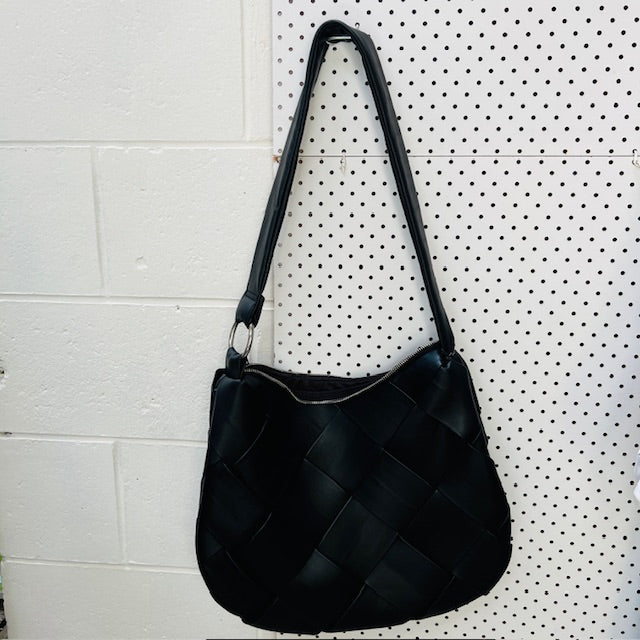 TOPSHOP / vegan woven hobo bag (3897815285563279198)