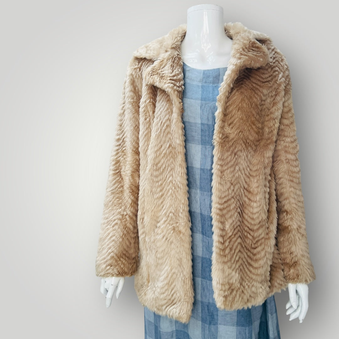 DOROTHY PERKINS / faux fur coat / 10 (3897886421888272239)