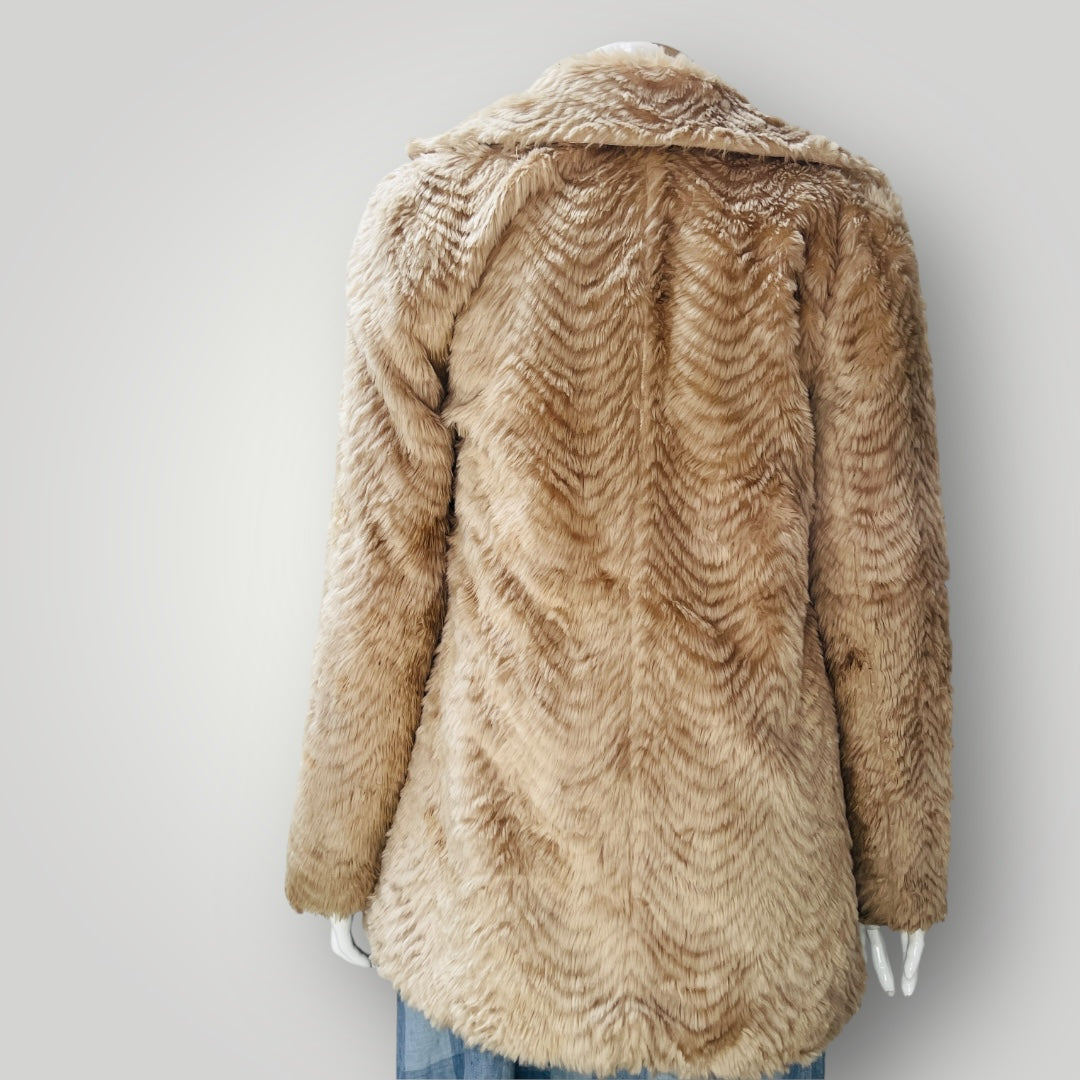 DOROTHY PERKINS / faux fur coat / 10 (3897886424196706384)