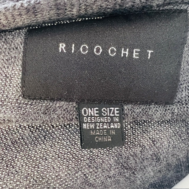 2000s vintage / RICOCHET / pure wool wrap top + armholes + buttons / one size (3897916095510805770)