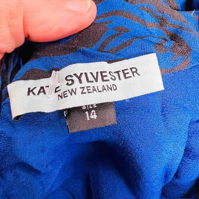 KATE SYLVESTER / high necked swirl top in electric blue / 14 (3897916142631842131)