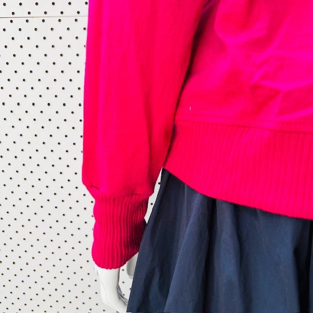 BALLANTYNES ESSENTIALS / cerise jumper in fine merino / M (3897916188065827159)