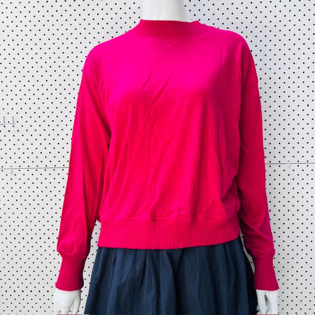 BALLANTYNES ESSENTIALS / cerise jumper in fine merino / M (3897916194391120347)